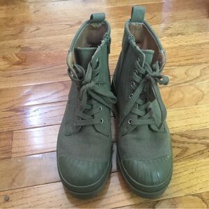 Men’s Universal Thread Canvas Boots Size 7.5 Khaki